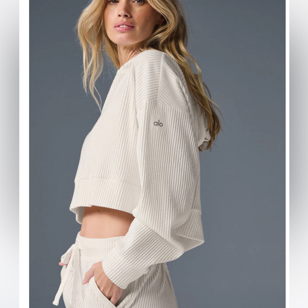 Alo muse hoodie ivory